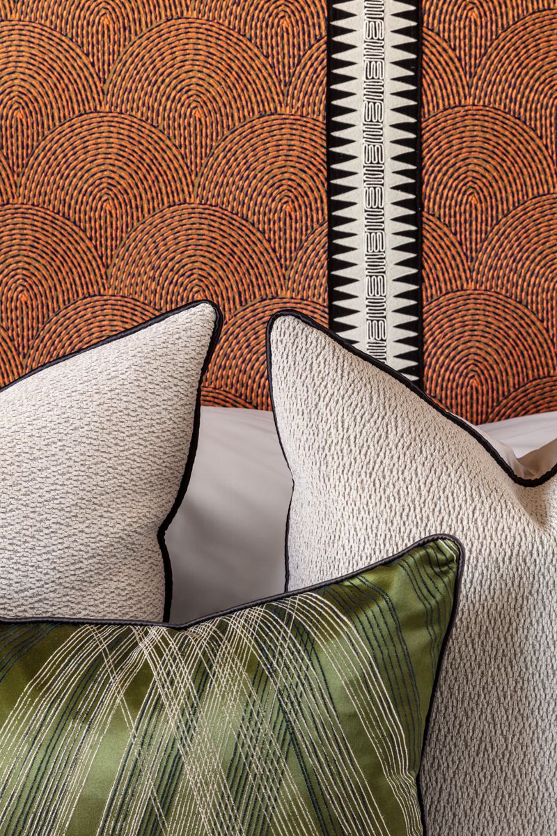 SIX COLLECTIVE PRIVATE RESIDENCE BATTERSEA CUSHION DETAIL