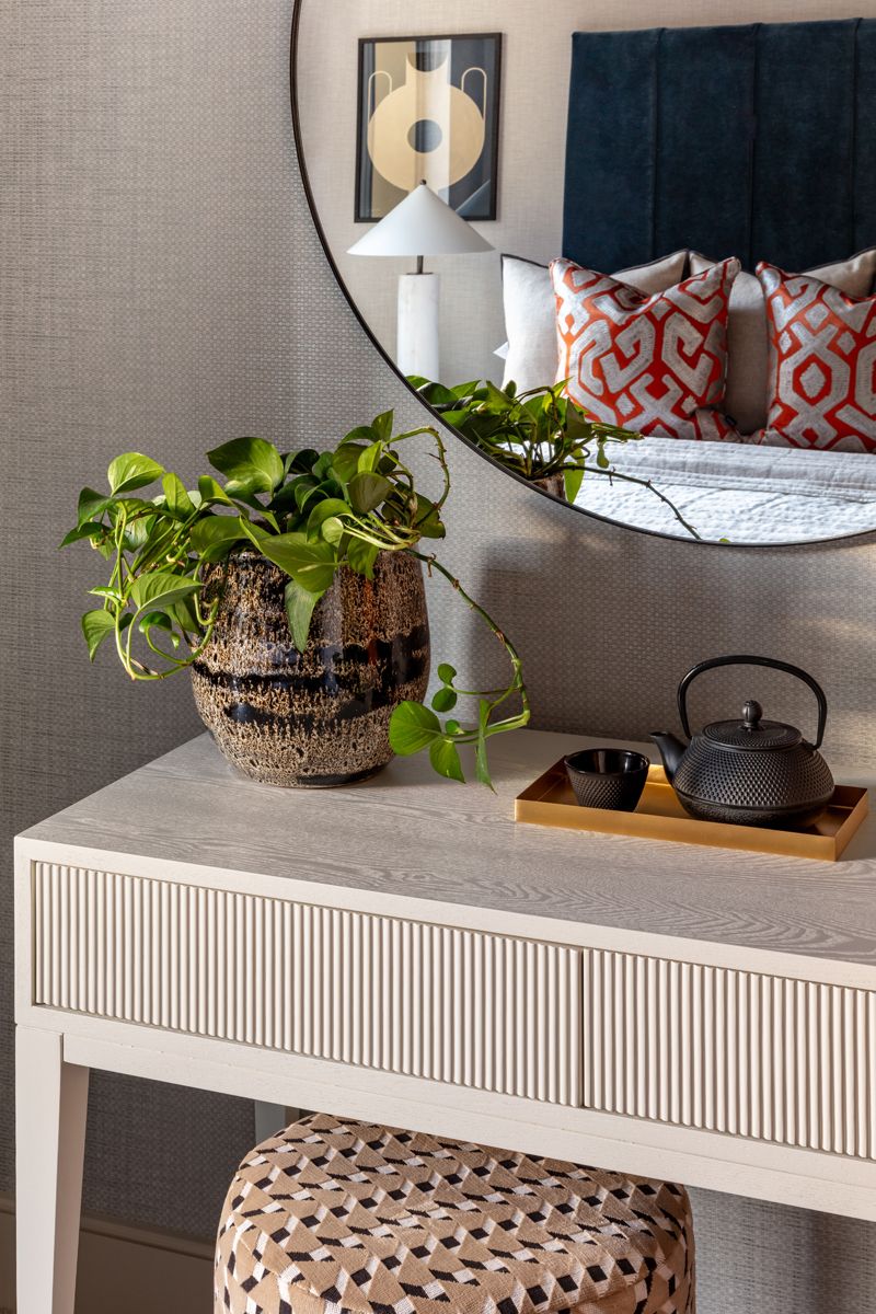 SIX COLLECTIVE PRIVATE RESIDENCE BATTERSEA GUEST ROOM2